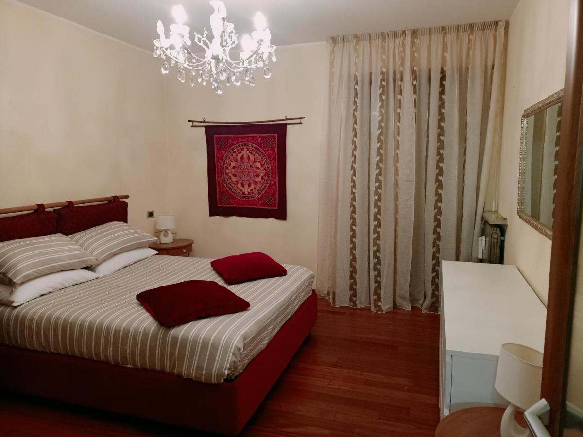 Ferienwohnung A Casa Di Nina Aosta Exterior foto
